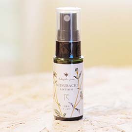 みつばちローション “花” さっぱりタイプ20ml